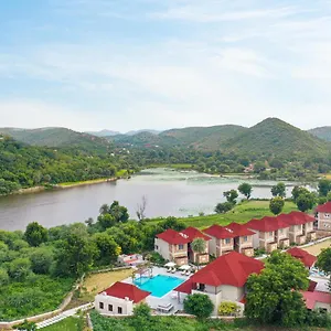 Resort Sarasiruham - Private Pool In