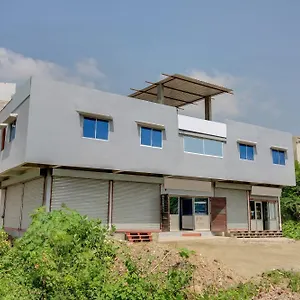 Hotel O Mayur