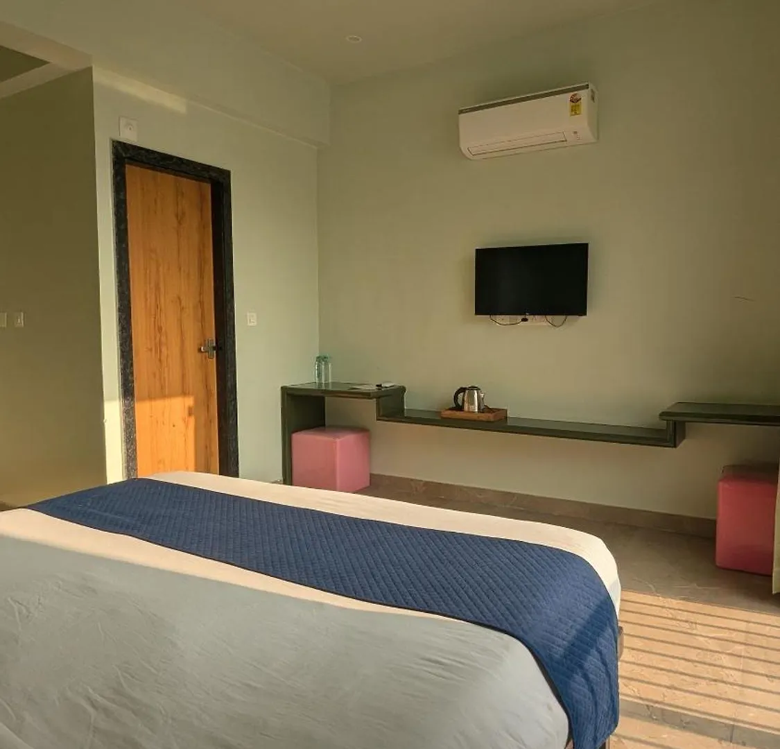 ***  Maha Raas A Unit Of Raas Leela Hotels And Resort Udaipur India